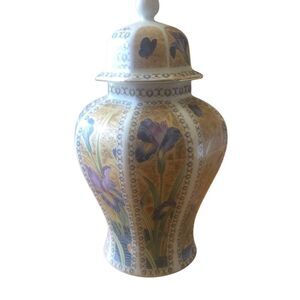 Source Unknown Purple and Gold Vase Accents